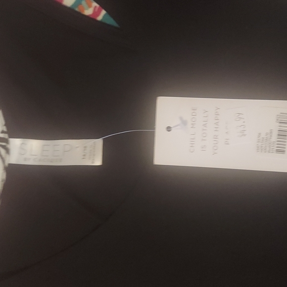 New Sleep Top. 11/2021 - Picture 7 of 7